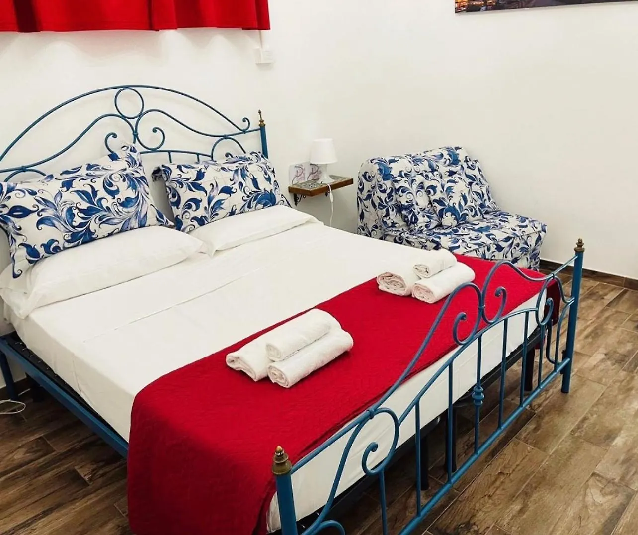 Domus Carbonari Apartment Naples Italy