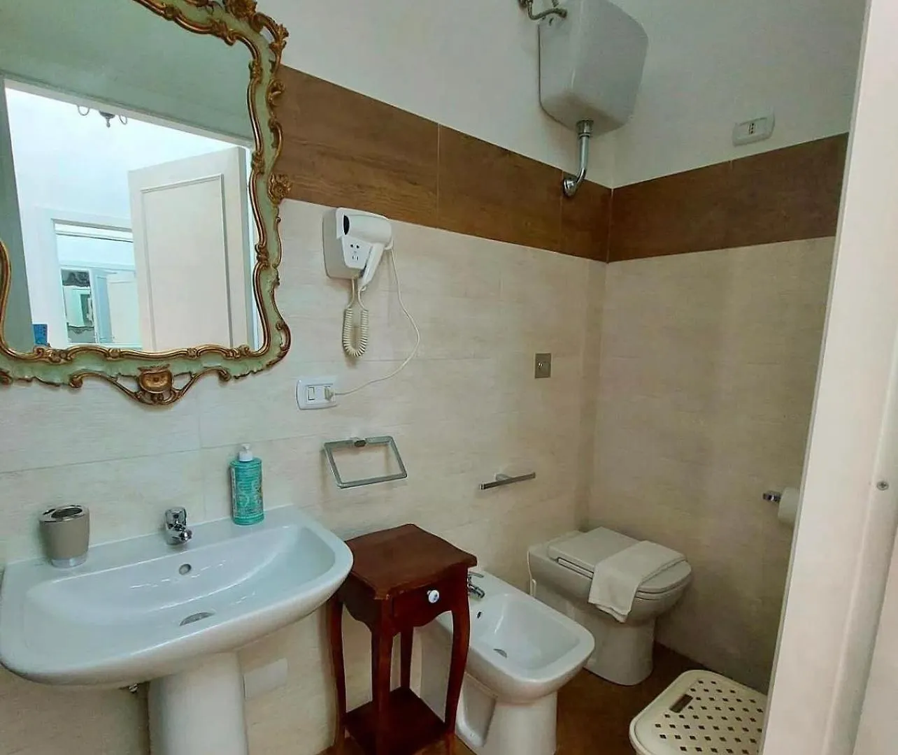 Domus Carbonari Apartment Naples