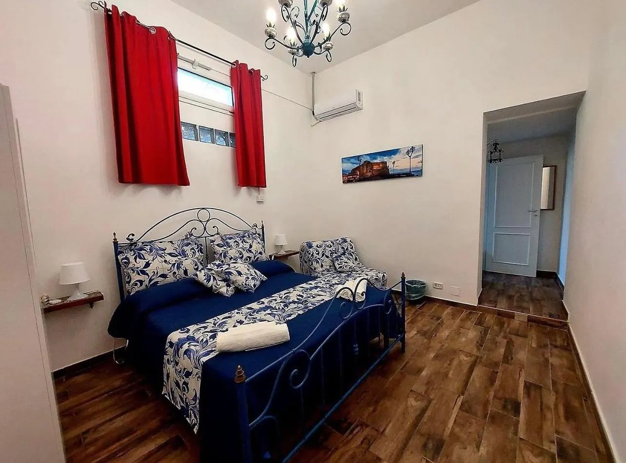 Domus Carbonari Apartment Naples Italy
