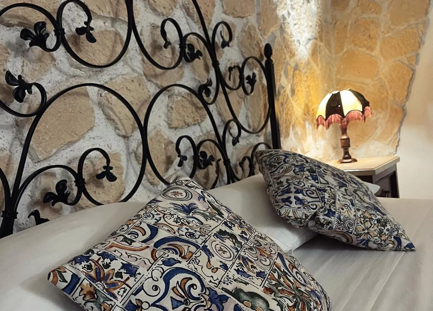 Domus Carbonari Apartment Naples